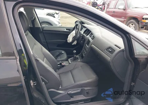 2015 Volkswagen Golf Tdi S 4-Door z USA, uszkodzony, nr VIN 3VWRA7AU5FM012789